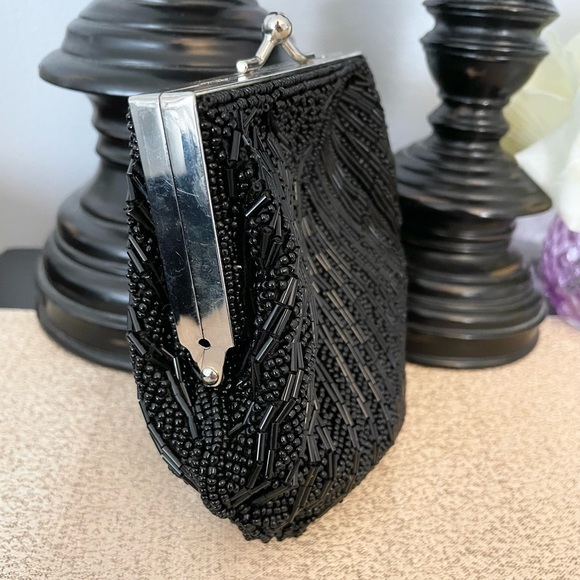 Sequin Beaded Convertible Crossbody Evening Clutch Purse - Picture 12 of 12